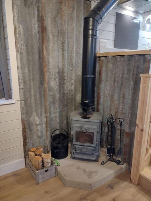 Villa The Scullery - A Quirky Annex With Wood Fire Huddersfield Exterior foto
