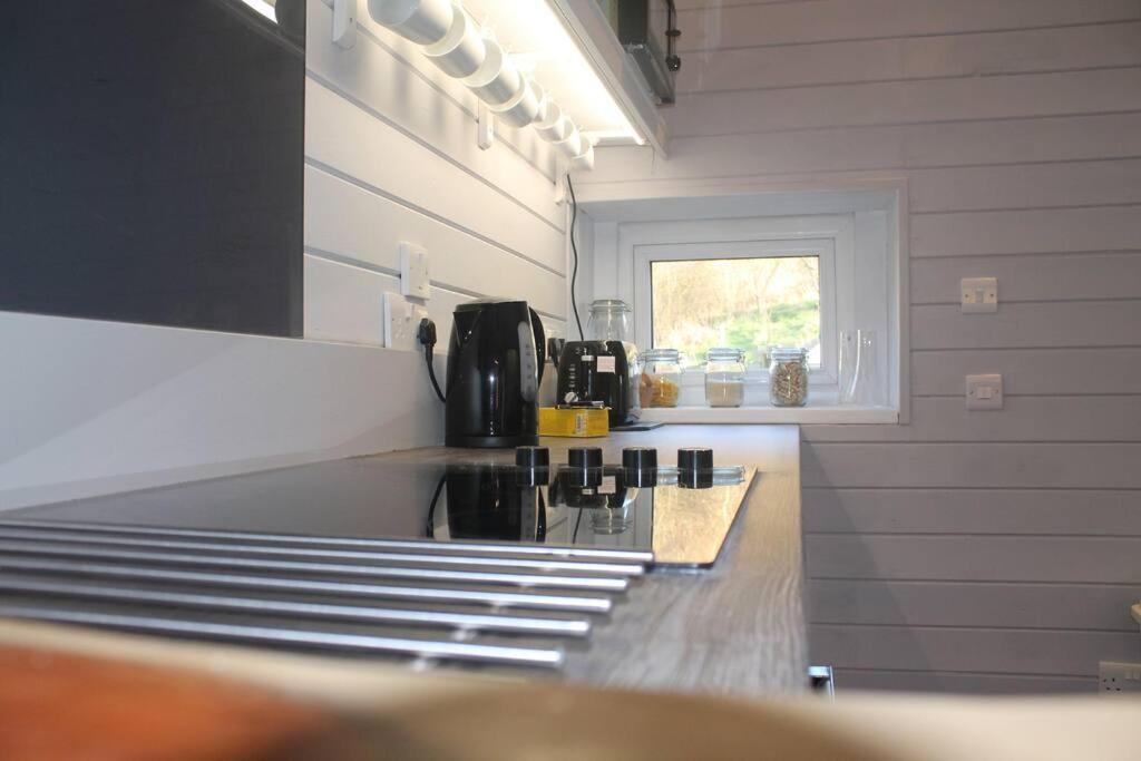 Villa The Scullery - A Quirky Annex With Wood Fire Huddersfield Exterior foto