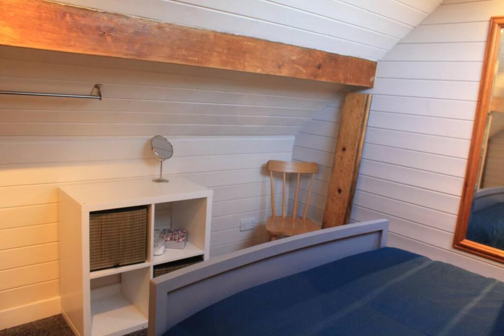 Villa The Scullery - A Quirky Annex With Wood Fire Huddersfield Exterior foto